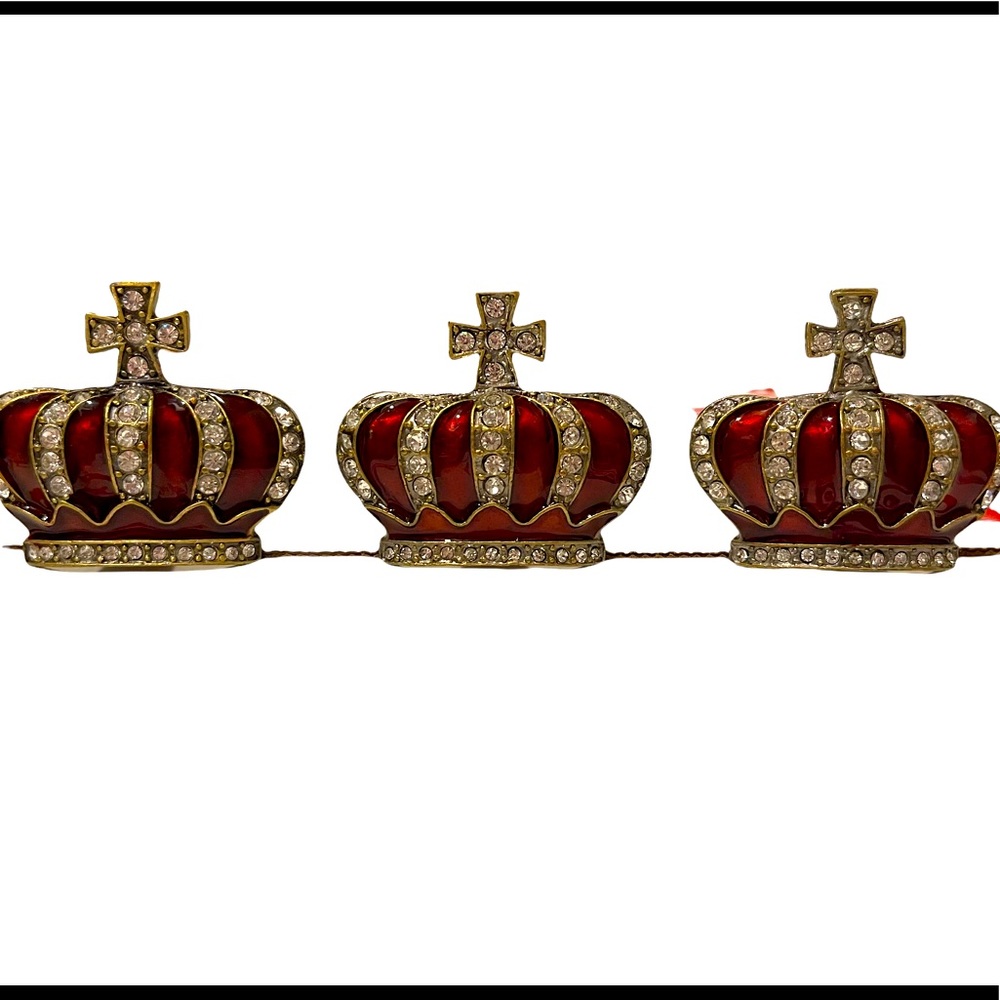 Crown Drawer Pulls/Knobs